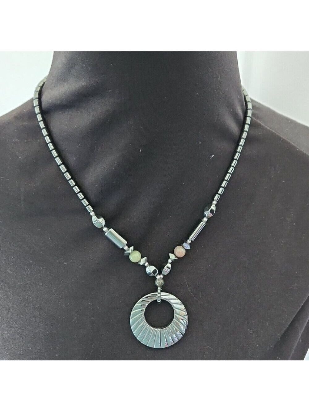 Quartz and hematite beaded necklace metallic Black